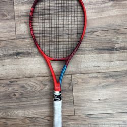 Tennis Racket Yonex Vcore 98 