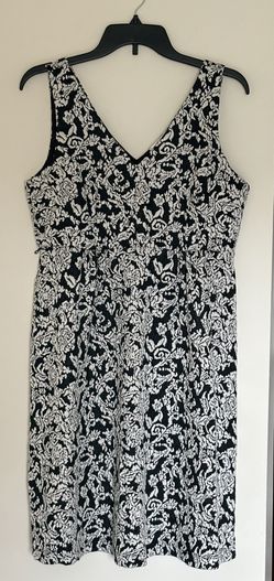 *NWT* Motherhood Maternity Sleeveless Babydoll-style Dress Black/White Size M