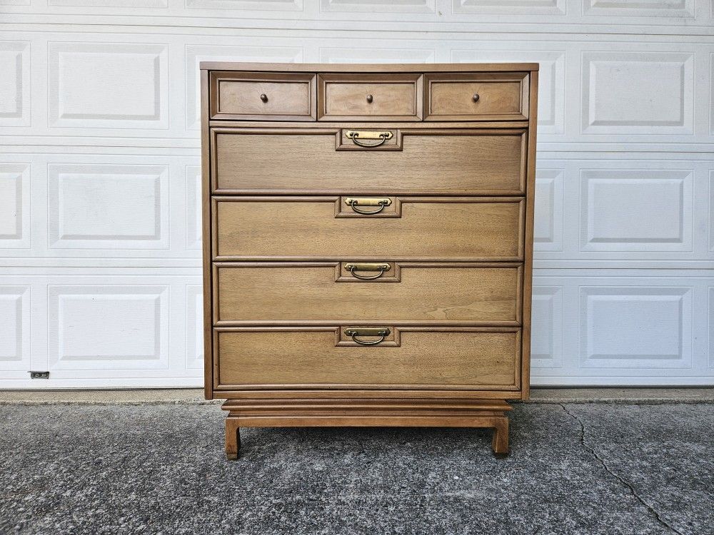 Vintage Chest Of Drawers / Tall Dresser Mid-Century Modern