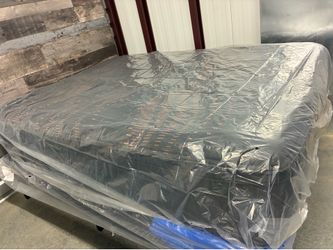🛏️ 14” Luxury Plush Hybrid Mattress