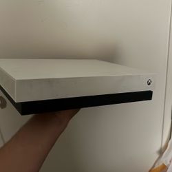 Xbox One X(NEED GONE)