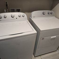 Whirlpool Washer And Dryer Set