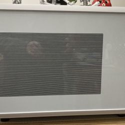 Panasonic 1.3 Cubic Feet 1100 Watt Countertop Microwave with Sensor Cooking.