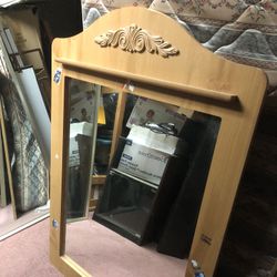 MIRROR FOR DRESSER OR WALL