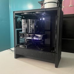 Gaming PC | Ryzen 7 9700x | 32GB DDR5 | RX 7600 8GB | 1TB SSD