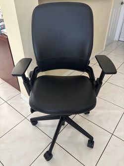 Steelcase Leap Leather Office Chair New