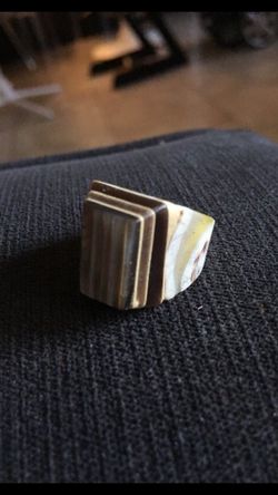 Vintage layered shell ring 6.5