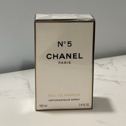 CHANEL NUM.5 Brand New 
