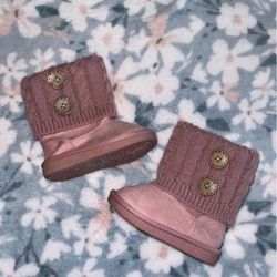 FITORY Girl's Krabor Suede, Cable Knit Cozy  Boots W/Double Buttons Size 6- EUC