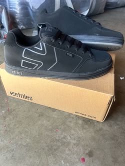 ETNIES Escape Black Mens Size 12
