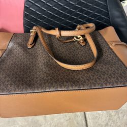 Michael Kors women’s purse