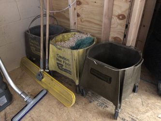 Commercial Mop buckets & dust mops