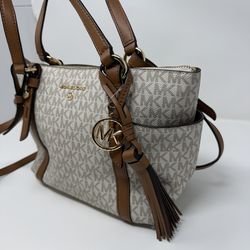 New Michael Kors women’s handbag.