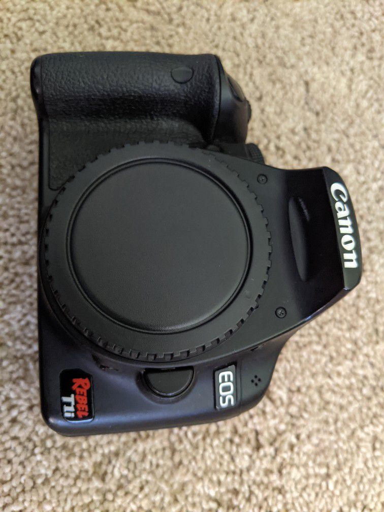 Canon T1i DSLR Camera 