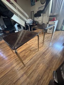 Set of 2 Side Tables with Gold Legs