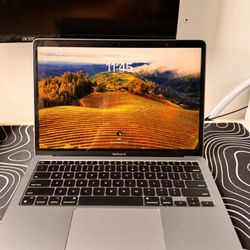 Apple MacBook Air M1 8-Core 16GB 256GB 13" Z124000FKLL/A Space Gray 90% Battery!