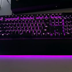 Razer BlackWidow V4 Pro Mechanical Gaming Keyboard with Green Switches, Doubleshot Keycaps, Command Dial, Chroma RGB, Magnetic Wrist Rest