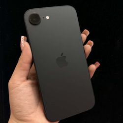 IPHONE 17E 256GB UNLOCKED 