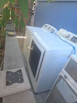 2 dryers 1 washer