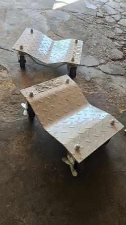 Vehicle Wheel Dollies
