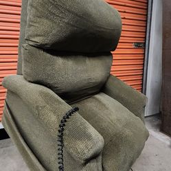 Pride Mobility Lift Assist Recliner Chair FREE DELIVERY
