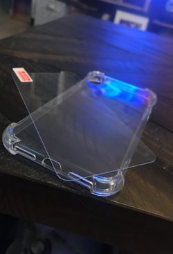 iPhone XS or X case and tempered glass combo