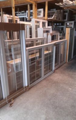 Vinyl Framed Windows with Grid Panes
