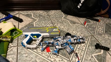 Gel blaster and nerf gun