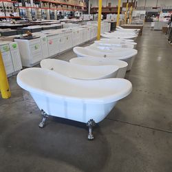 Largest Selection Of Freestanding Bathtubs In Stock! 