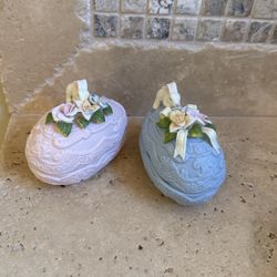 2 Crackle Barrel Vintage Egg Trinket Box