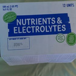 Vita Coco Organic Coconut Water, Pressed, More "Coconutty" Flavor, Natural Electrolytes, Vital Nutrients, 16.9 Fl Oz (Pack of 12)