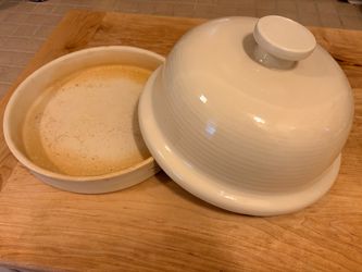 Stoneware bread baker (Cloche)