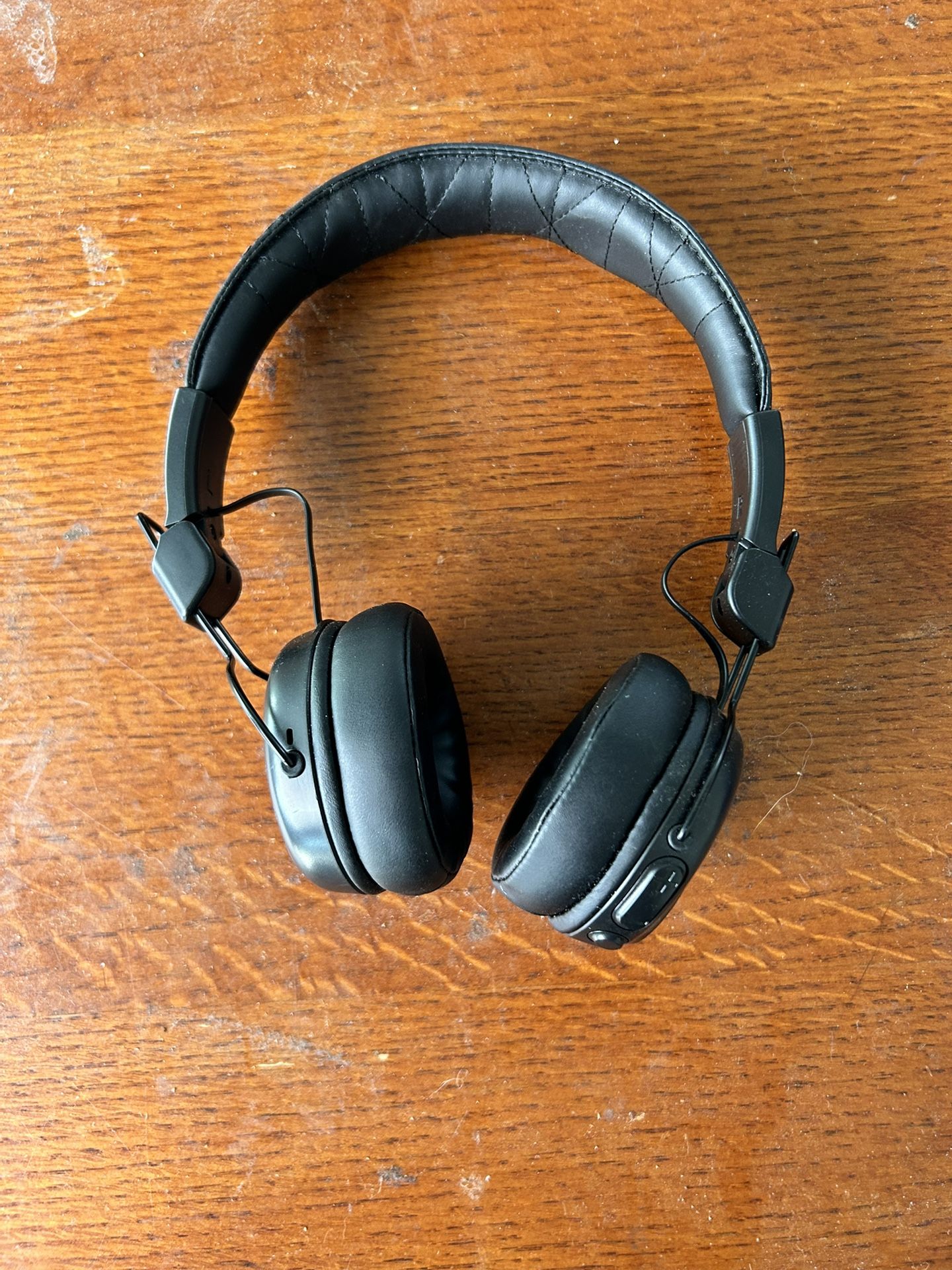 JLab Bluetooth Headphones – Over‑Ear Wireless, Portables with EQ & Mic