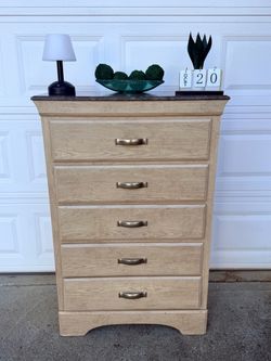 5-Drawer Tall Chest Dresser – Light Oak Finish w/ Faux Marble Top