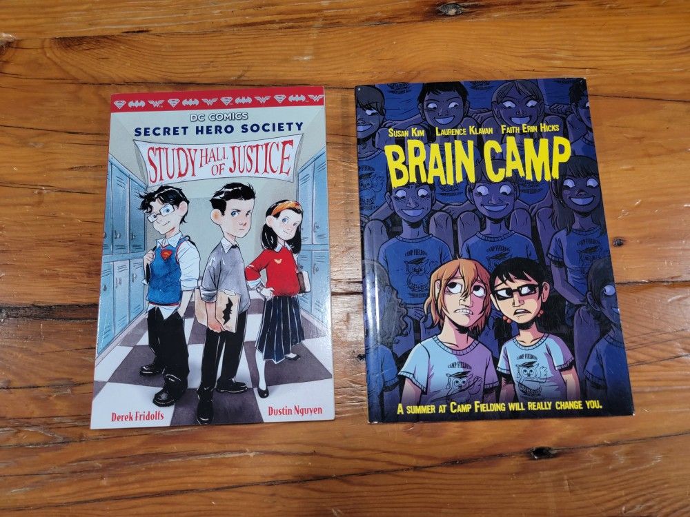 Lot Of 2 - Comic Books - DC Comics And Brain Camp