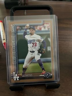 2025 Topps Update Miguel Rojas Gold #US166 Dodgers /2025 Serial Numbered