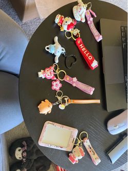 Hello Kitty and friends, keychains and figurines