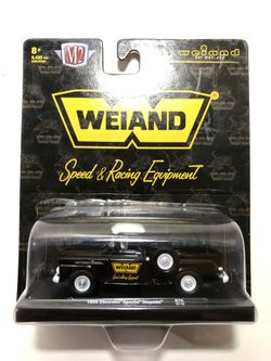 M2 Machines Auto-Drivers 1958 Chevrolet Apache Stepside