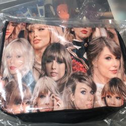 Taylor Swift Backpack 17”, Mochila