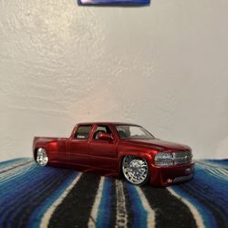 1/24 Jada Dub City  Chevy Silverado 