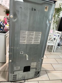 Fridge/ Refrigerador