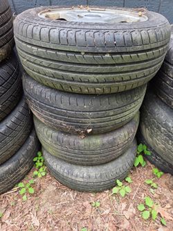 (4) 195 60 r15 on aluminum rims