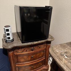 Mini Fridge 
