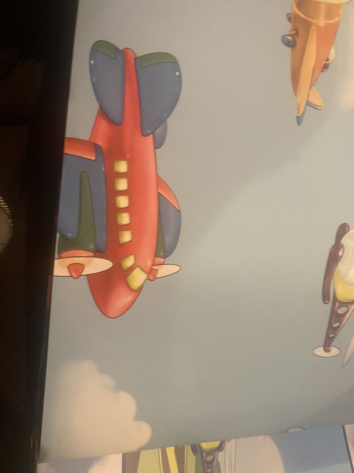 Warner Fun Kids themed Wallpaper Book for Art and Crafts