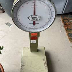 Vintage Accu Weigh Scale 