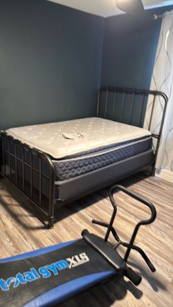 Full size metal bed frame
