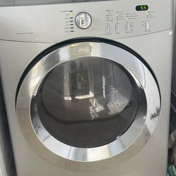 Frigidaire Affinity Electric Dryer – Works Great