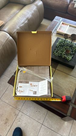 Cat window perks brand new in box suction cups multiple mounting methods