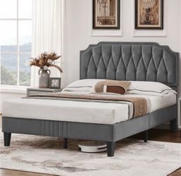 Velvet-fabric Upholstered Wooden Slat Support Bed Frame (UNOPENED)