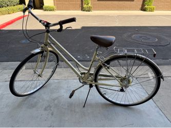 Schwinn Gateway Hybrid Bike